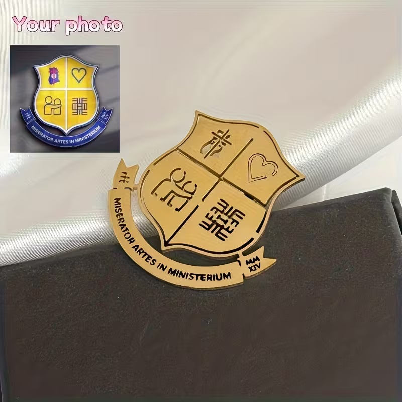Custom Logo Brooch Simple Crea - огляд і ціна Men Accessories Logo