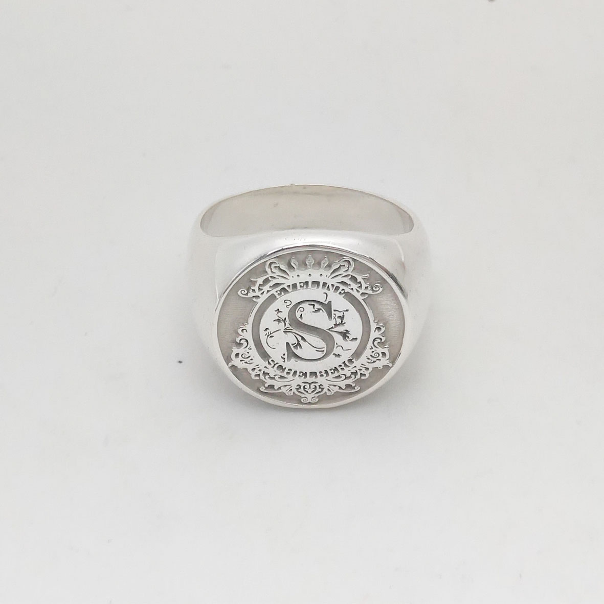 Custom Engraved 17mm Round Top - огляд і ціна Signet Ring Men