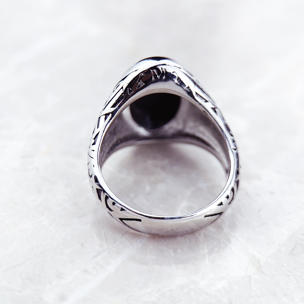 Black Oval Signet Ring Europe  - огляд і ціна Signet Ring Men