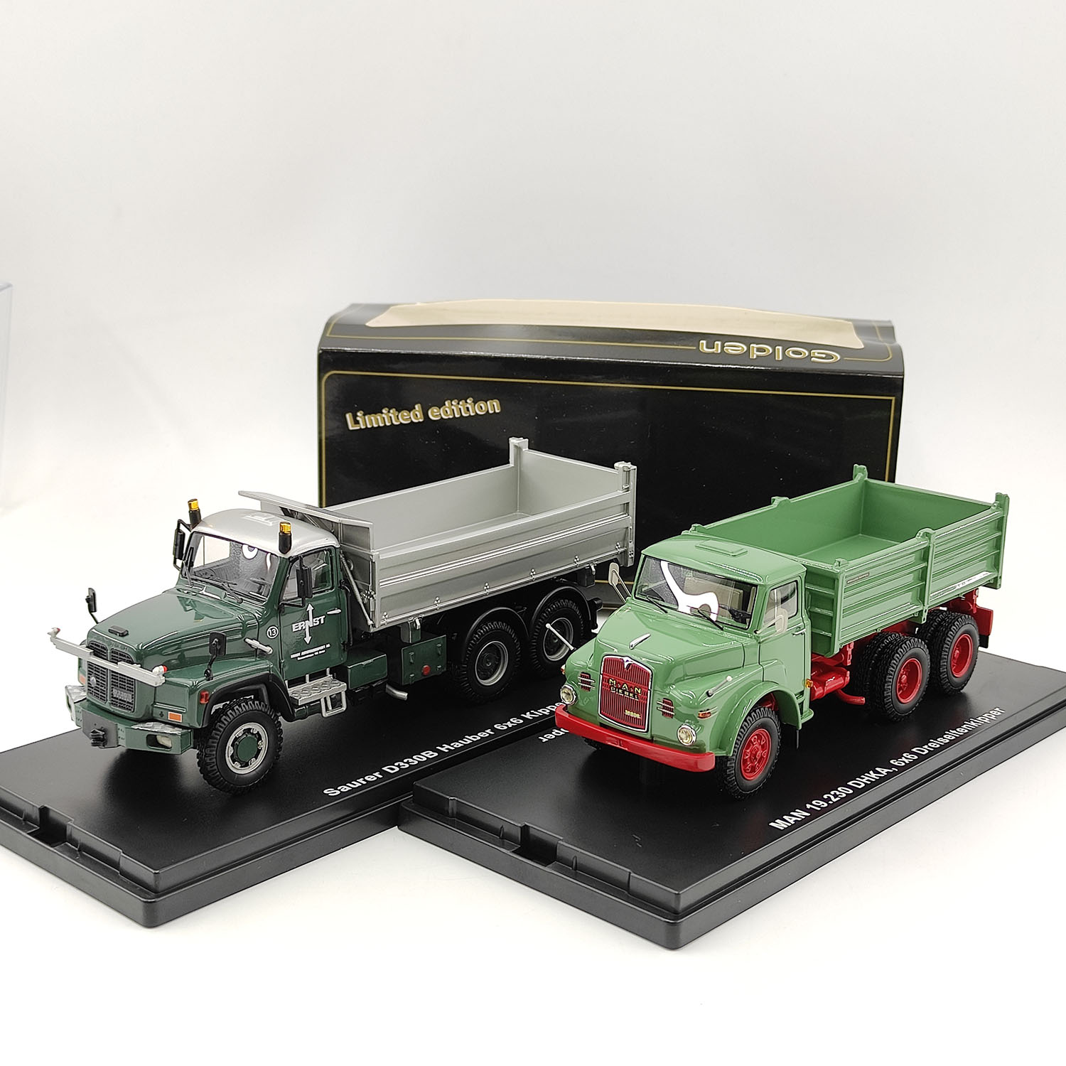 Golden Oldies 1:50 Scale Saure - огляд і ціна Men Accessories Collection