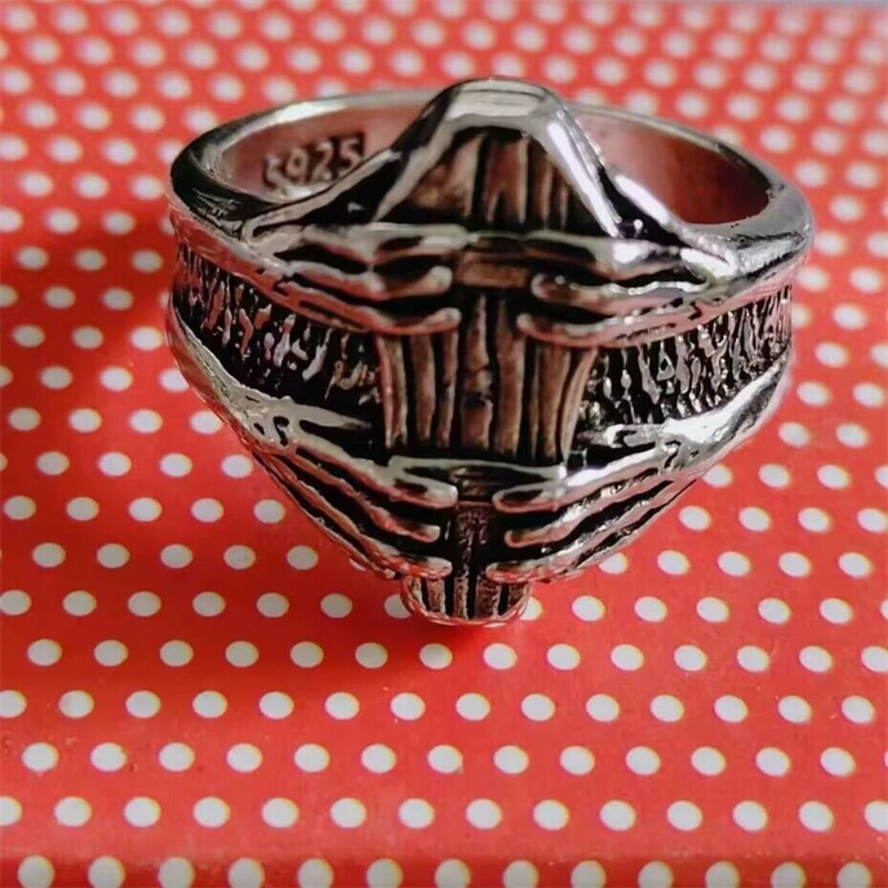Classic Vintage Coffin Ghost C - огляд і ціна Men'S Vampire Accessories